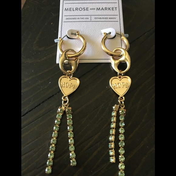 Melrose & Market Gold Tone Dangling Heart Earnings - Picture 5 of 6